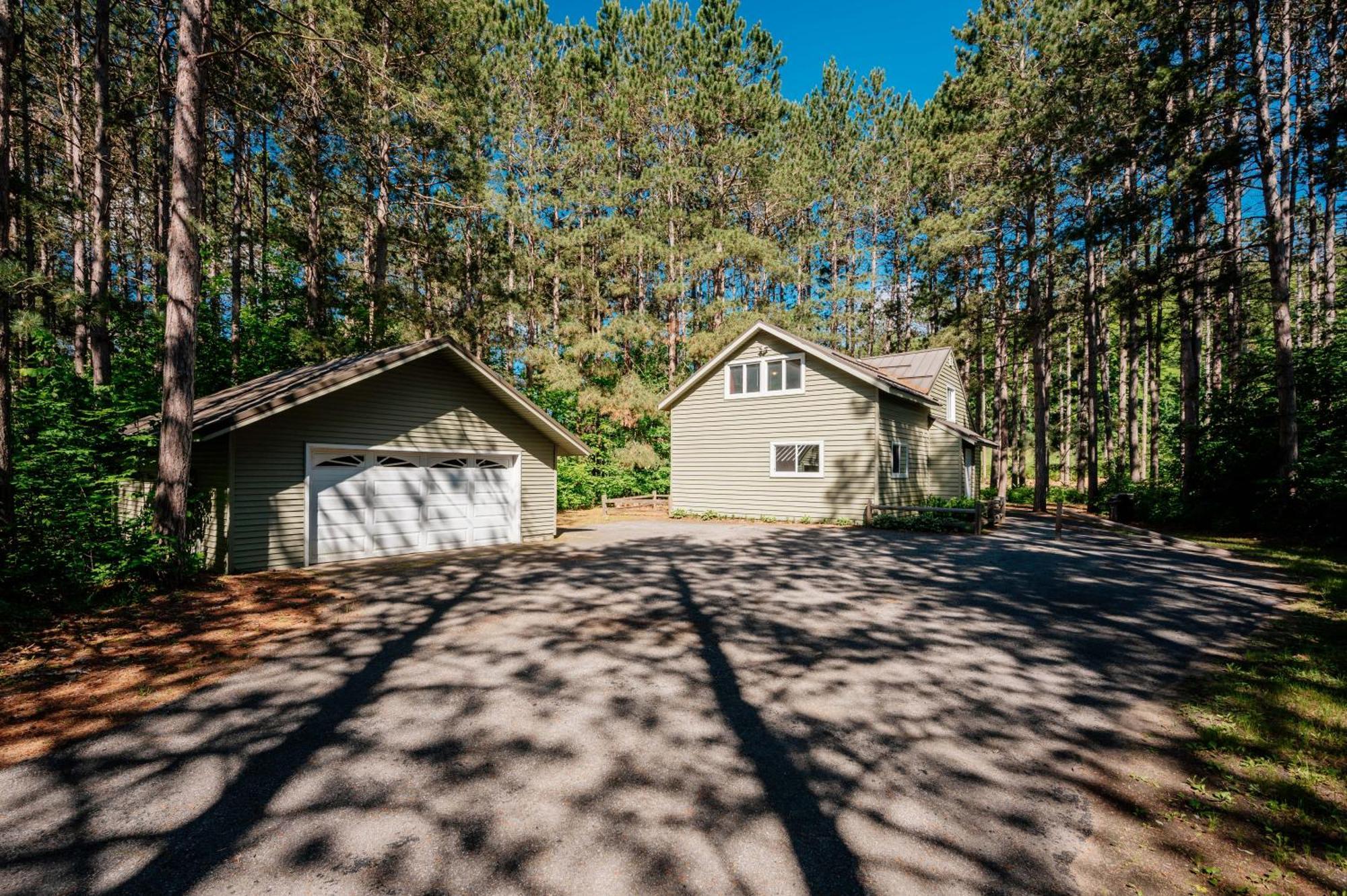 Ski From The Tee @ Crystal Mountain Villa Thompsonville Exterior photo